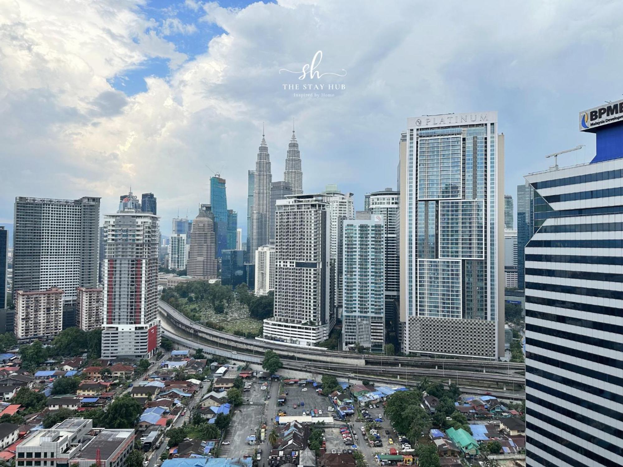Apartament The Luxe Klcc View Sky Pool Kuala Lumpur Zewnętrze zdjęcie